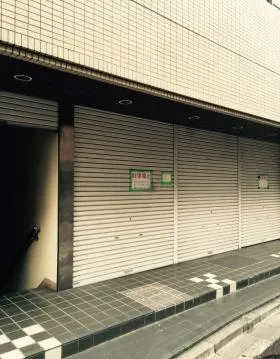 住吉町ビルの外観
