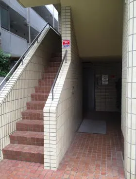 臼井ビルの外観