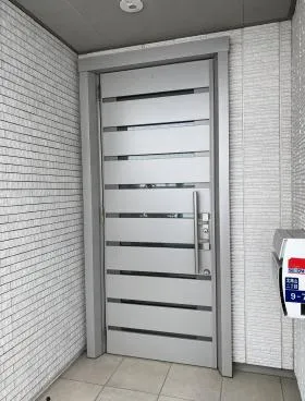 プルミエール北青山の外観