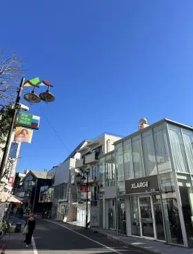 b-town jingumaeの外観