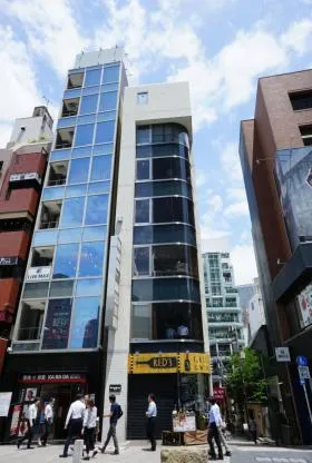 Barbizon44の外観