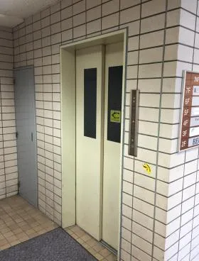 グランドステータスKIYAの外観