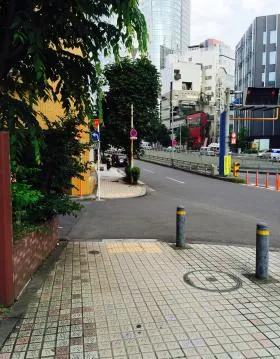 ベルメゾン六本木ビルの外観