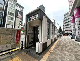 出入口4から地上に出て蔵前橋通りの方へ進む（出入口の奥）
