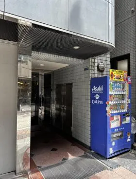 玉家ビルの外観