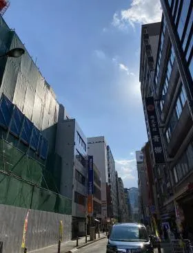 日東タオルビルの外観
