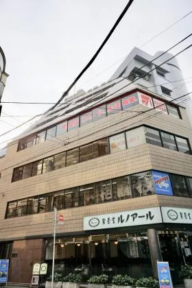 山京中央ビルの外観