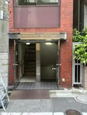 長谷川ビルの外観
