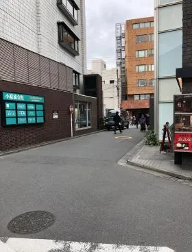 芥川青山ビルの外観