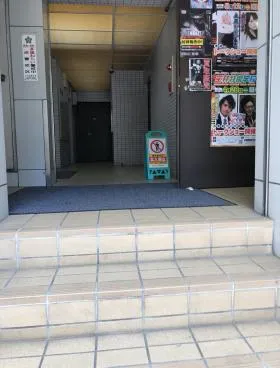 末広ビルの外観
