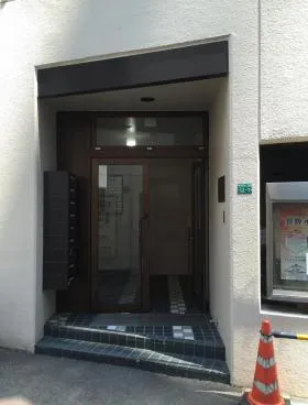MIビルの外観
