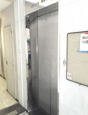 RKビルの外観
