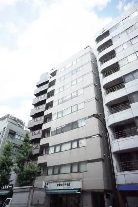 ニューセンチュリービルの外観