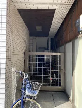 KSビルの外観