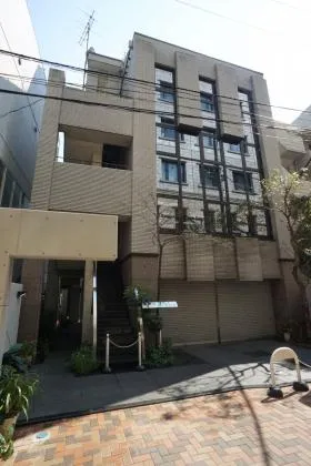 南青山AYビルの外観