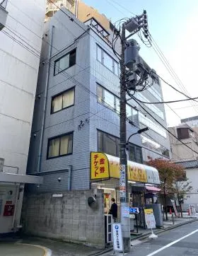 喜久ビルの外観