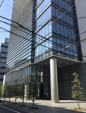 芝大門ビルの外観