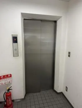 芝蘭会館の外観