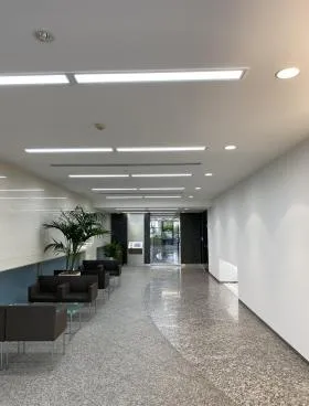 芝520ビルの外観