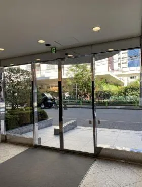 芝520ビルの外観