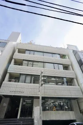 日本橋イヅミビルの外観