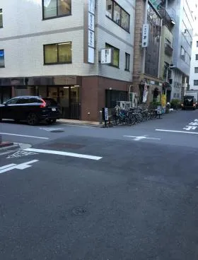 アイサンビルの外観