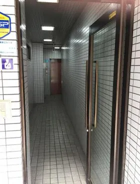 長谷川ビルの外観