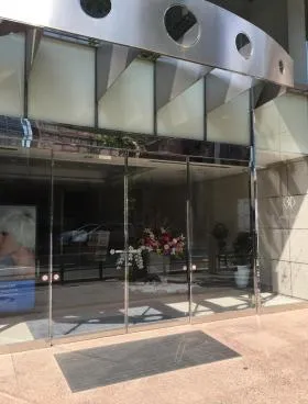 みらいセンタービルの外観