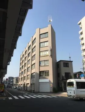 第1下川ビルの外観
