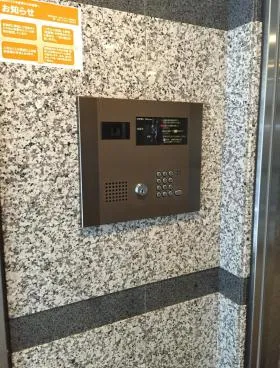サンスタレ西浅草の外観