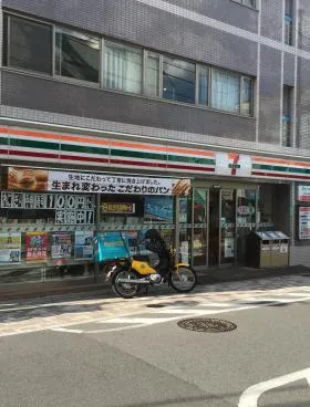 アサツマビルの外観