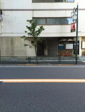 ダイアンクレストビルの外観