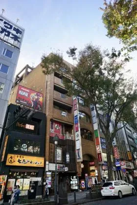 K&Kビルの外観