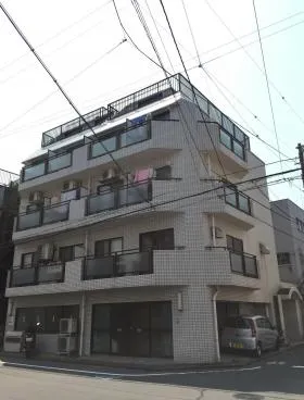 ツルマキハウススターの外観