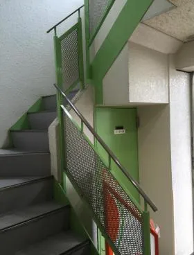 ヒグチ四谷ビルの外観