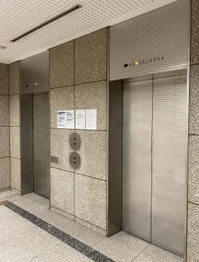 湯島ファーストジェネシスビルの外観