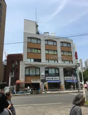 国立加賀屋ビルの外観