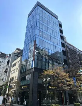 河北新報ビルの外観