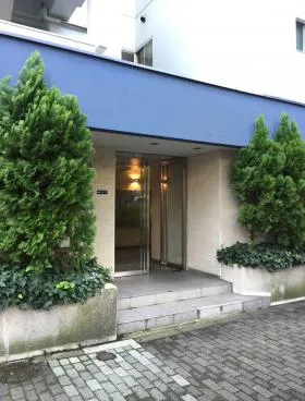 ヴィップ第2四谷マンションビルの外観