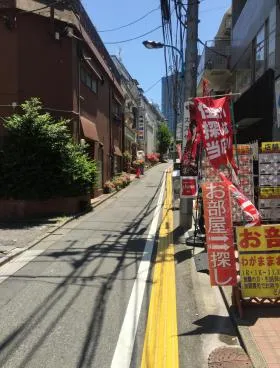中島の外観