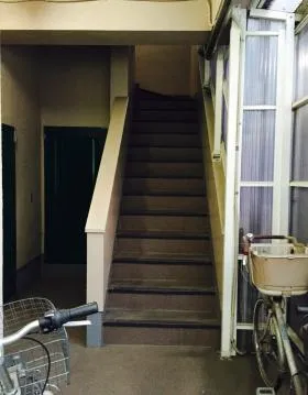司マウンテンの外観