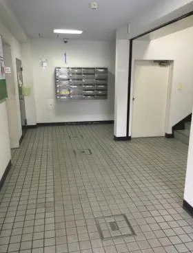 クレセントプラザの外観