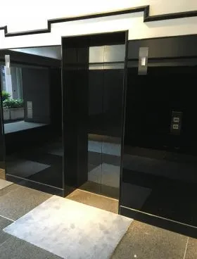 ビュレックスラボ六本木の外観