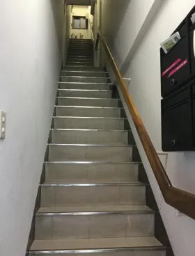 スペースRビルの外観