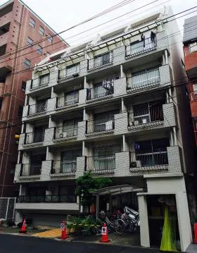 ニューカーサ麻布の外観