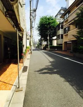 フラット青山の外観