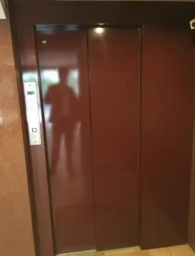レマン南青山の外観