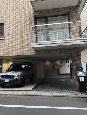 南青山アイビーハウスの外観