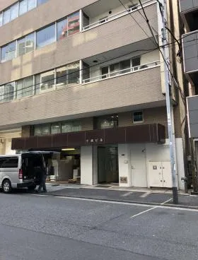 千歳ビルの外観