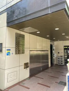 お茶の水木村ビルの外観
